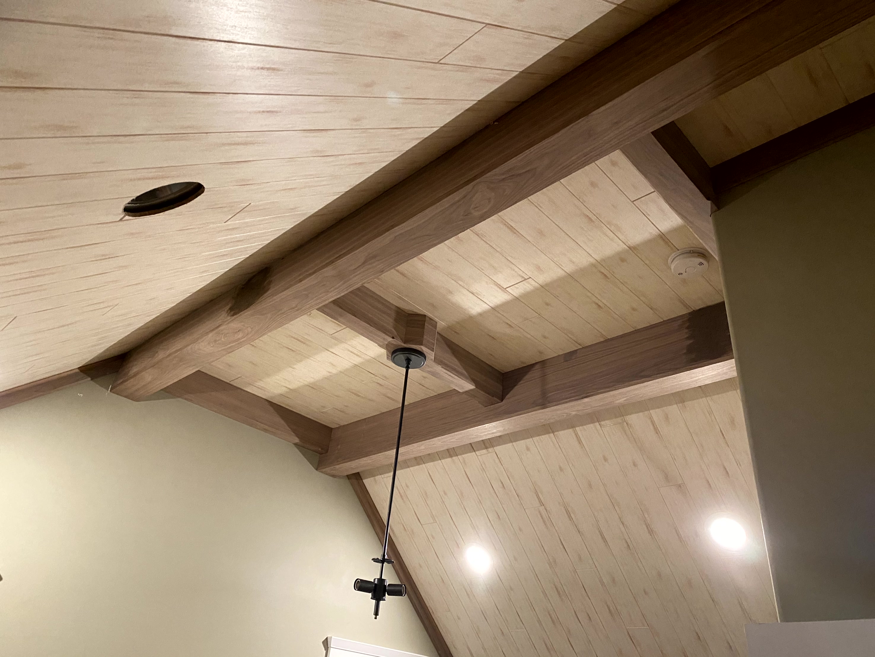 Beams & Mantles