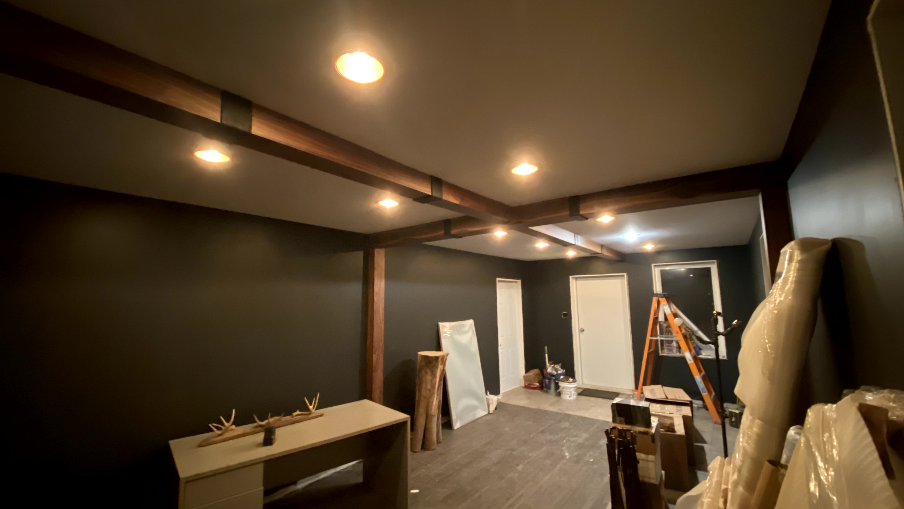 Beams & Mantles