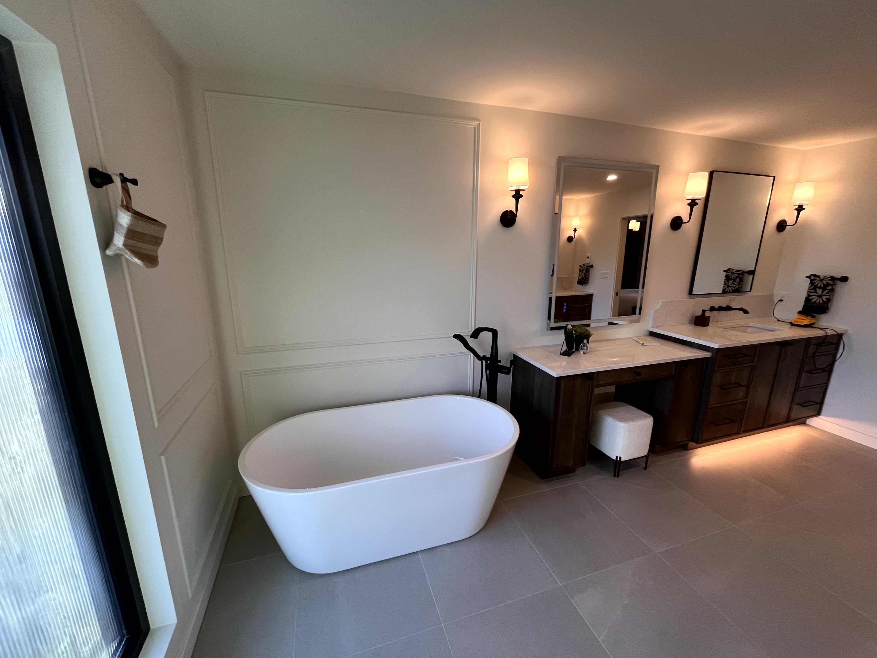 Cabinets & Countertops