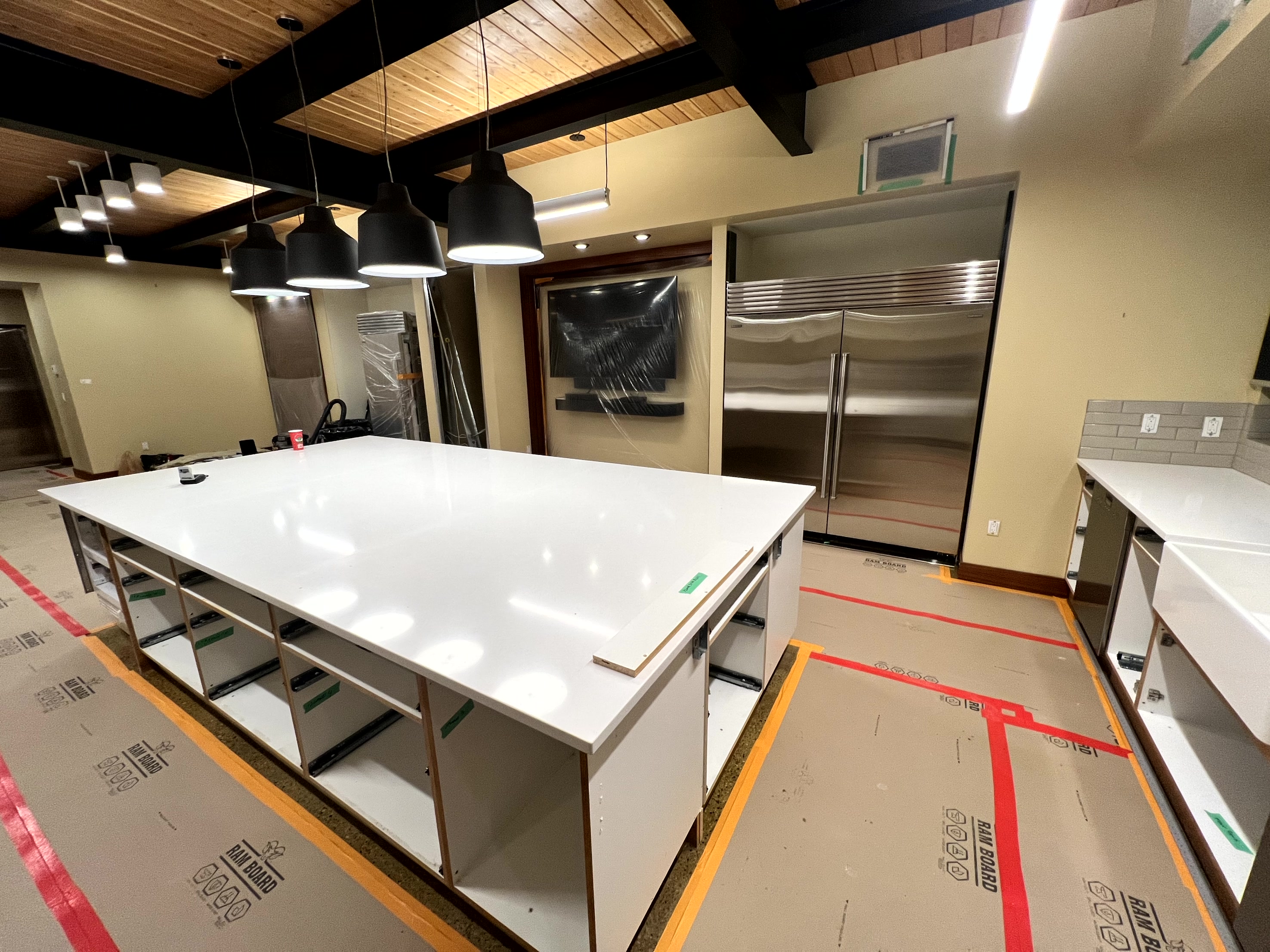 Cabinets & Countertops