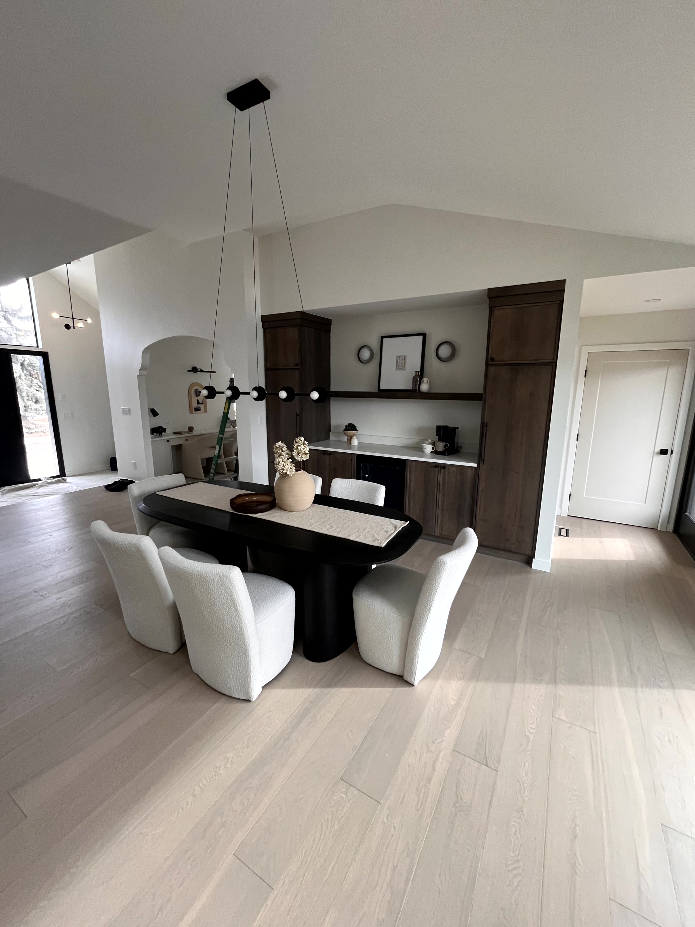 Cabinets & Countertops