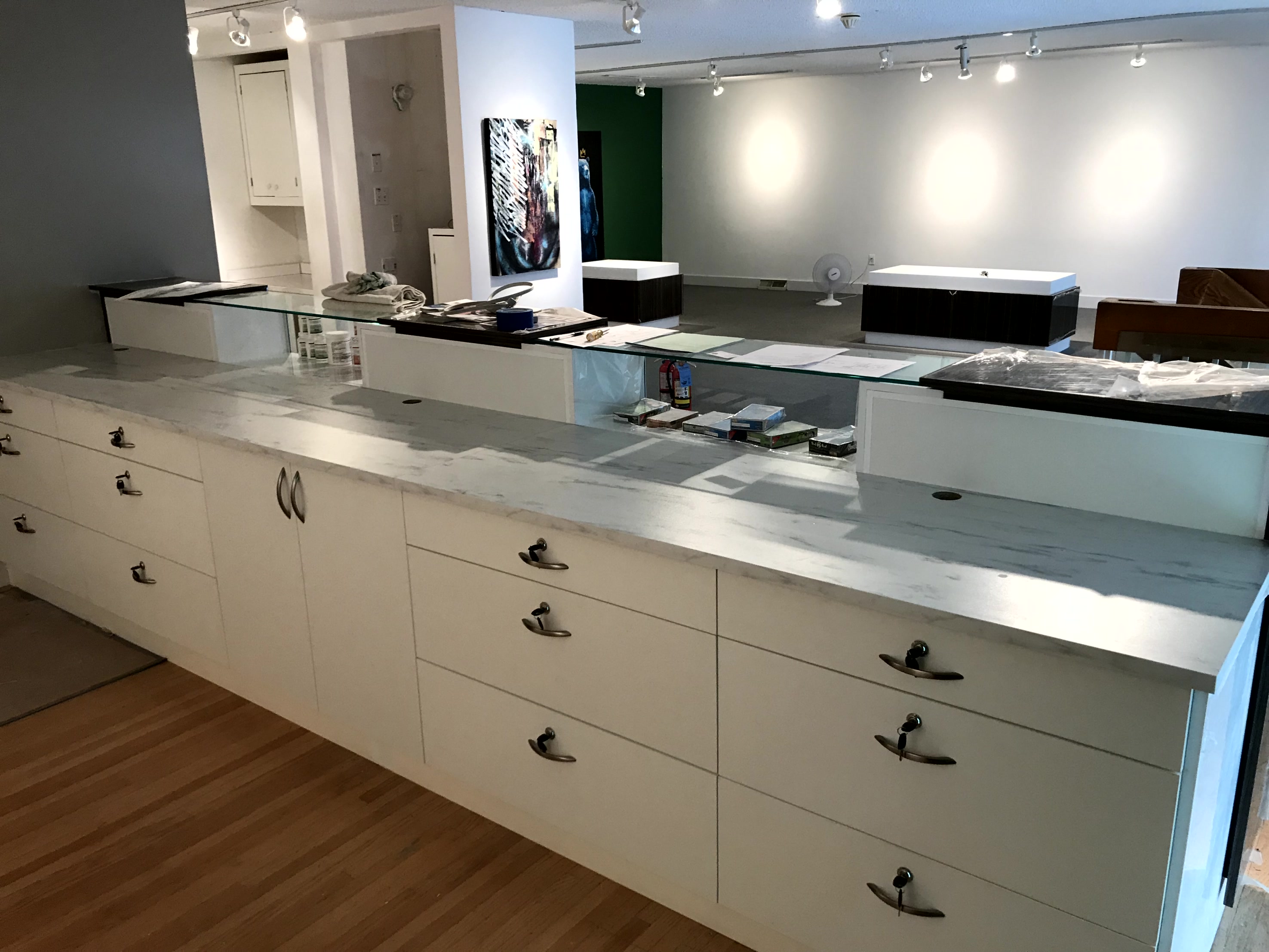 Cabinets & Countertops