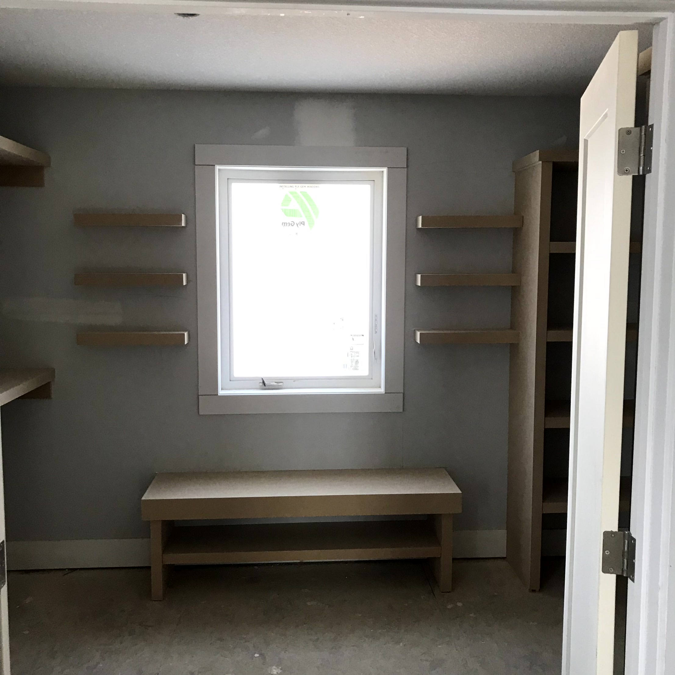 Shelving & Feature Walls